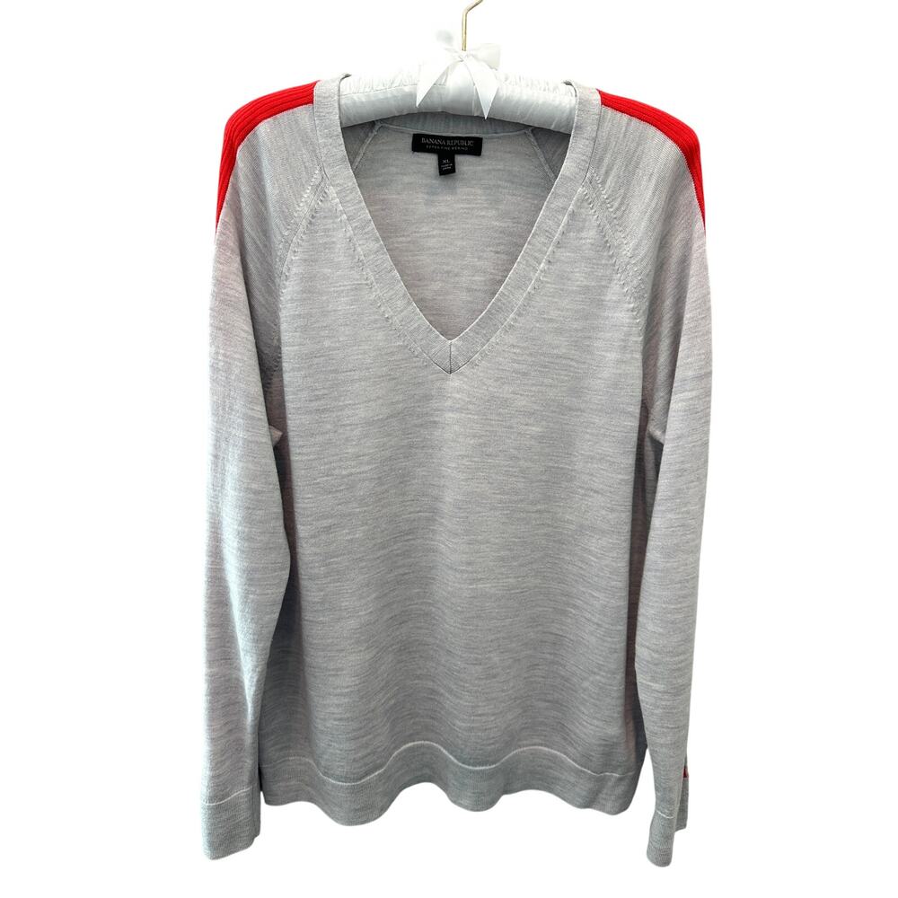BANANA REPUBLIC | Merino Wool Gray V-Neck Red Stripe Sleeve Sweater | XL